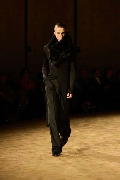 Look 5